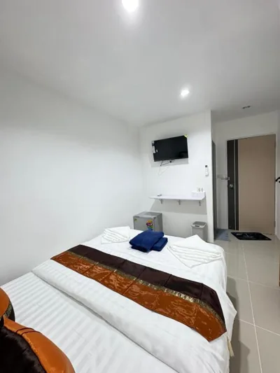 带阳台双人间 — Patong Beach Verve